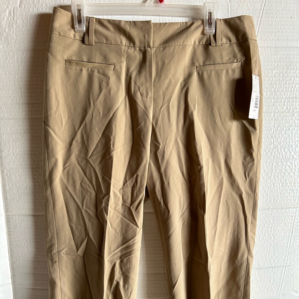 Capris - Picture 2 of 12